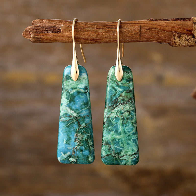 Experience the beauty of nature with our handcrafted Copper Natural Stone Earrings. Made with high-quality copper and natural stones of seafoam green and Topaz earrings  to any outfit. Feel confident and stylish with these unique and eye-catching accessories.