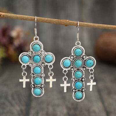 Trendsi Trends earrings are crafted with triple-cross turquoise stones, showcasing a stunning criss-cross design. Turquoise is renowned for its exquisite hue and distinctiveness, making these earrings a valuable addition to any jewelry assortment.